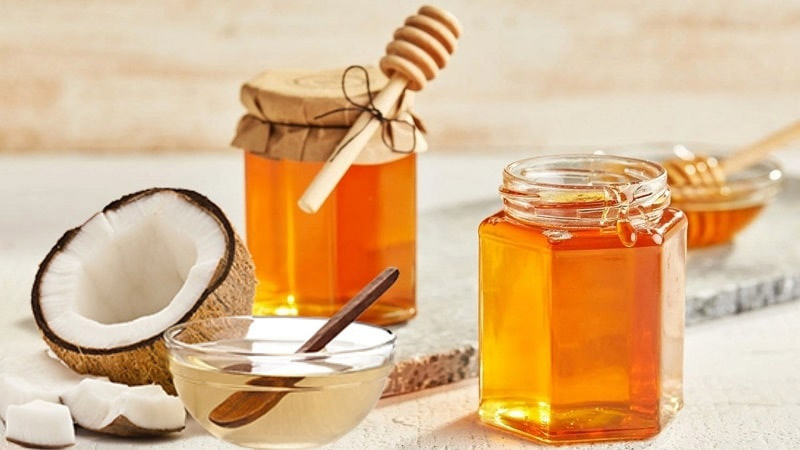 Mật ong với dầu dừa nguyên chất điều trị nám được chị em tin dùng